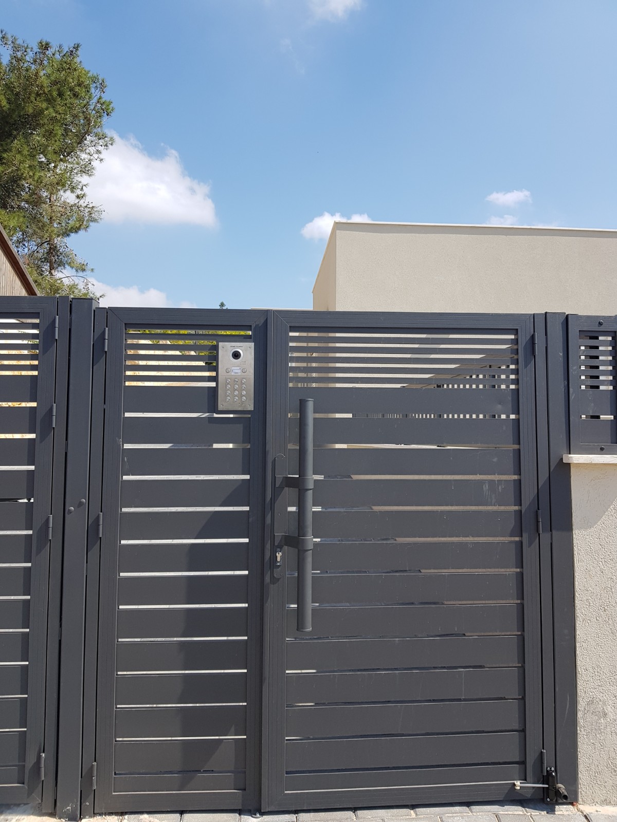 אינטרקום מערכת אינטרקום לבית פרטי עם מצלמה וקודן